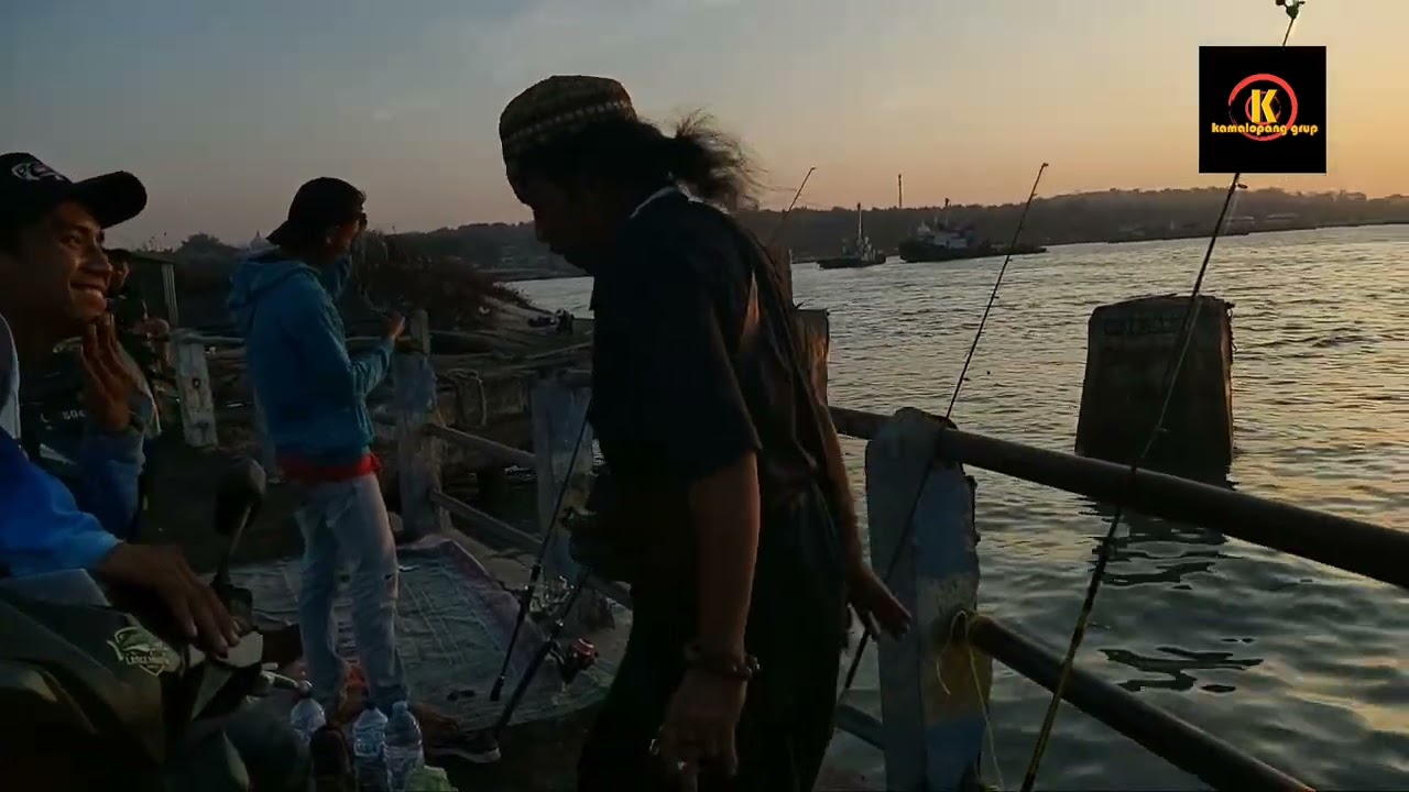 SEBELUM FAJAR PEMANCING SUDAH SIAP