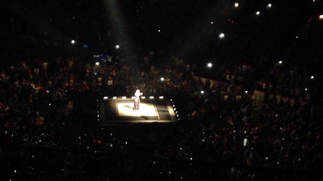07102016 Adele - Hello @ United Center Chicago