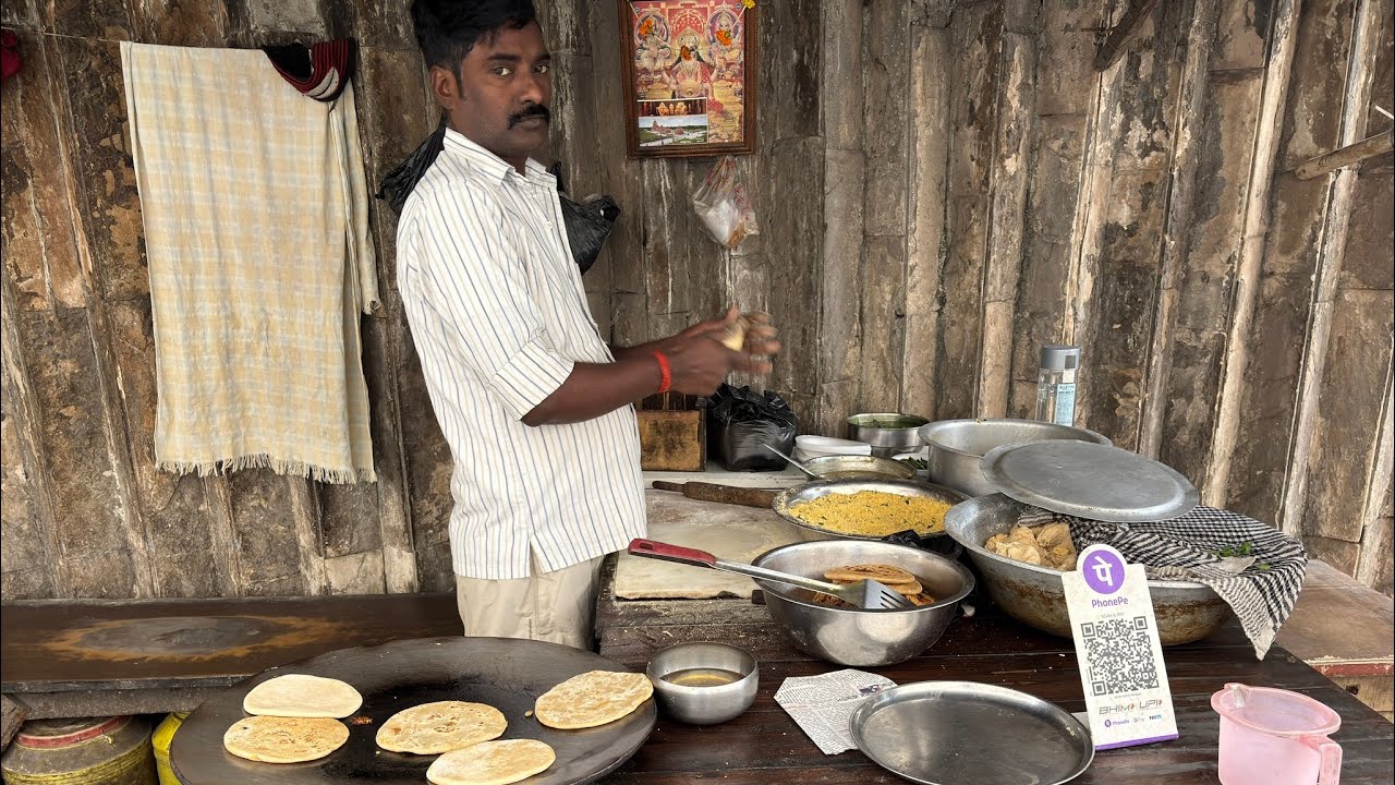 Bihari Special Litti Chokha | Rs.10 Per Piece | Litti Chokha Recipe. #kolkata #food #bihar 