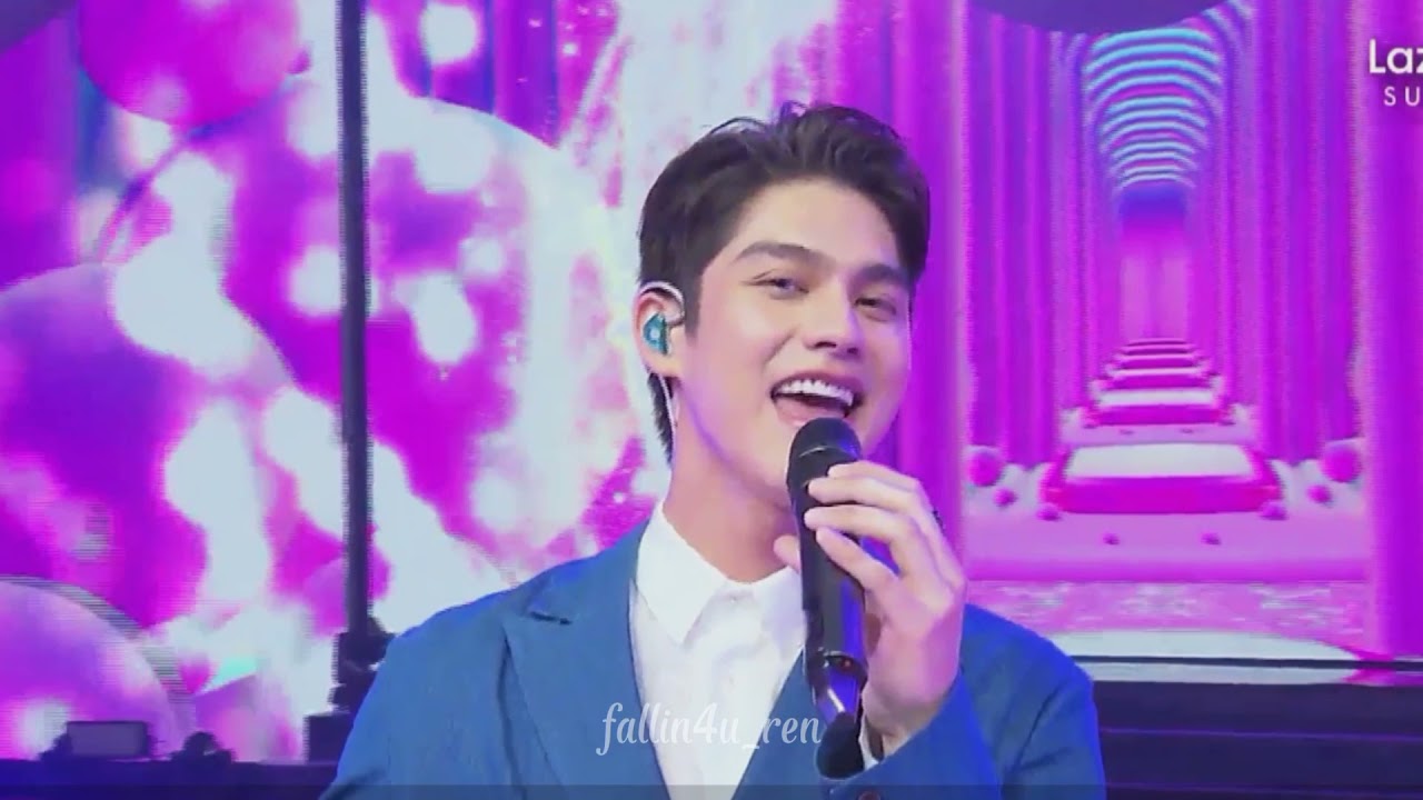 One Hug - Bright Vachirawit on Lazada 11.11 Super Show #lazada1111th #Lazada1111SuperShowTh
