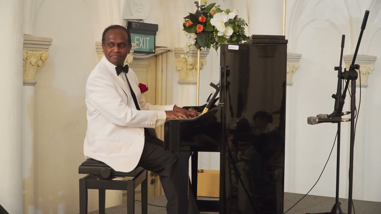 El Valentino - Piano Doctor Live in Concert
