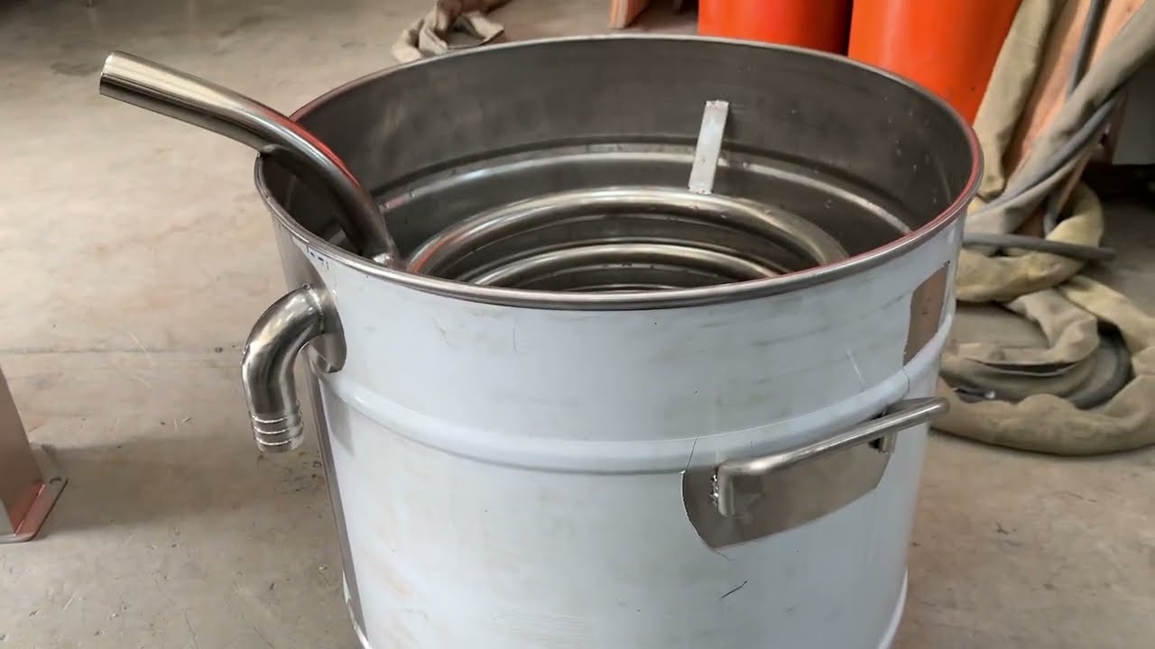 2尺2寸蒸餾器全套、傳統製酒機、蒸餾酒組(一斗米)、蒸餾器、白鐵鍋、爐圍、8b快速爐、冷卻桶、蒸餾桶、製酒桶