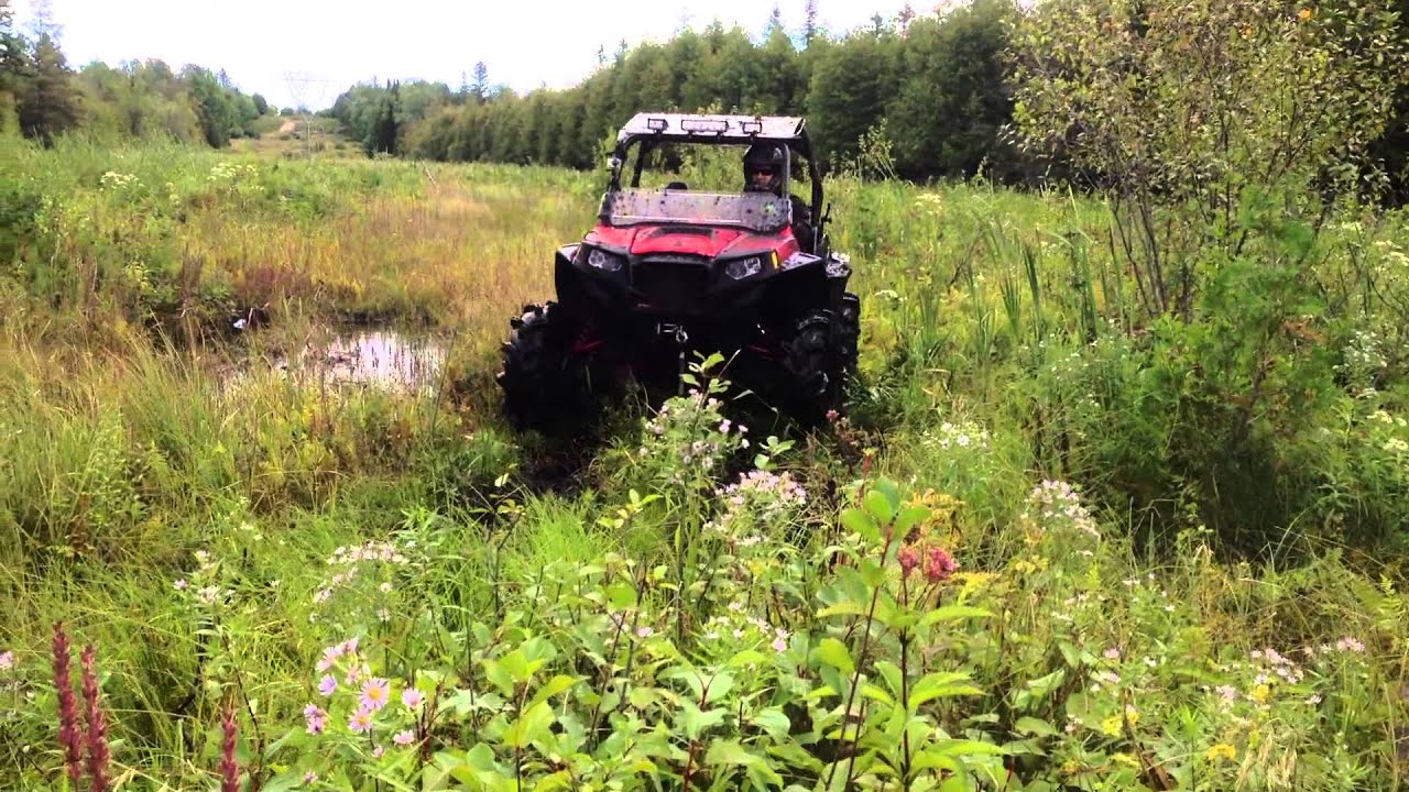 Polaris RZR 900XP and Can AM Commander get into some bad spots!