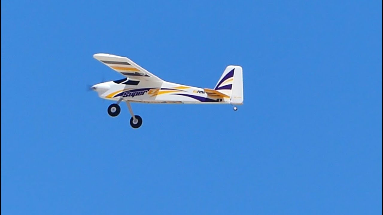 Remarkable first solo flight with FMS Super EZ