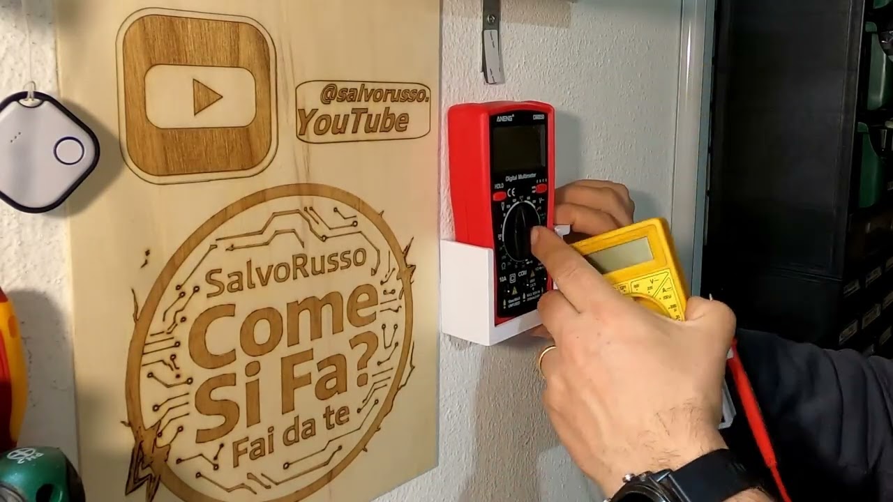 Basta multimetri che cadono! Creo supporti 3D su misura con Fusion 360