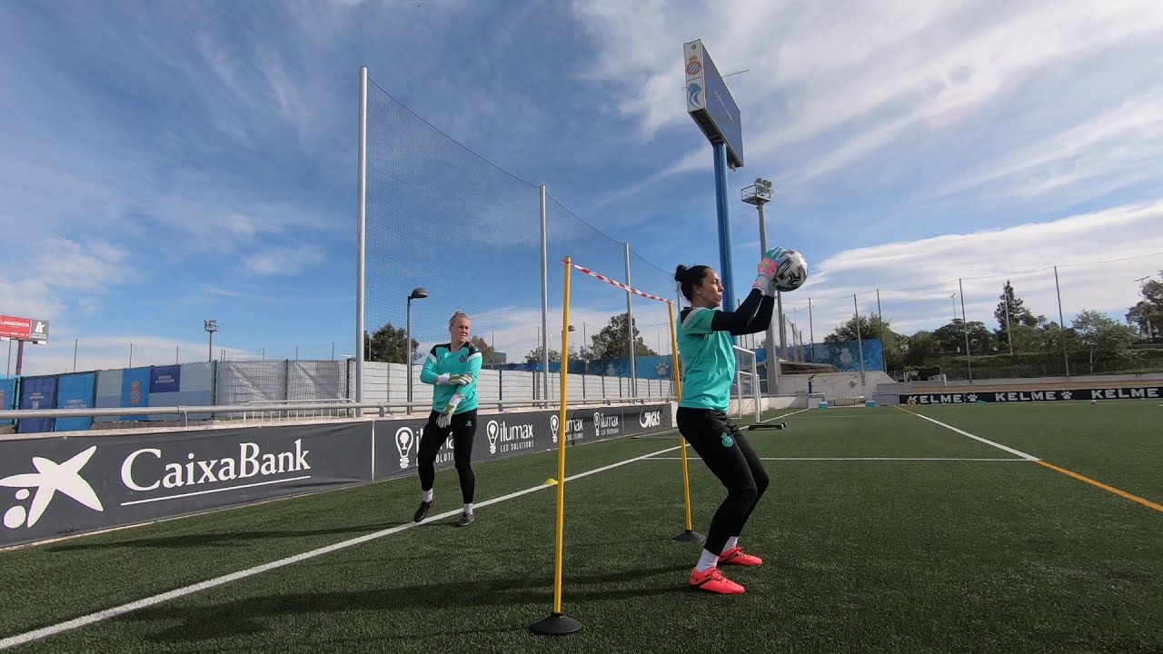 Entrenamiento de porteras RCD Espanyol de Barcelona. Primer equipo femenino. GK Coach: Manu Patricio