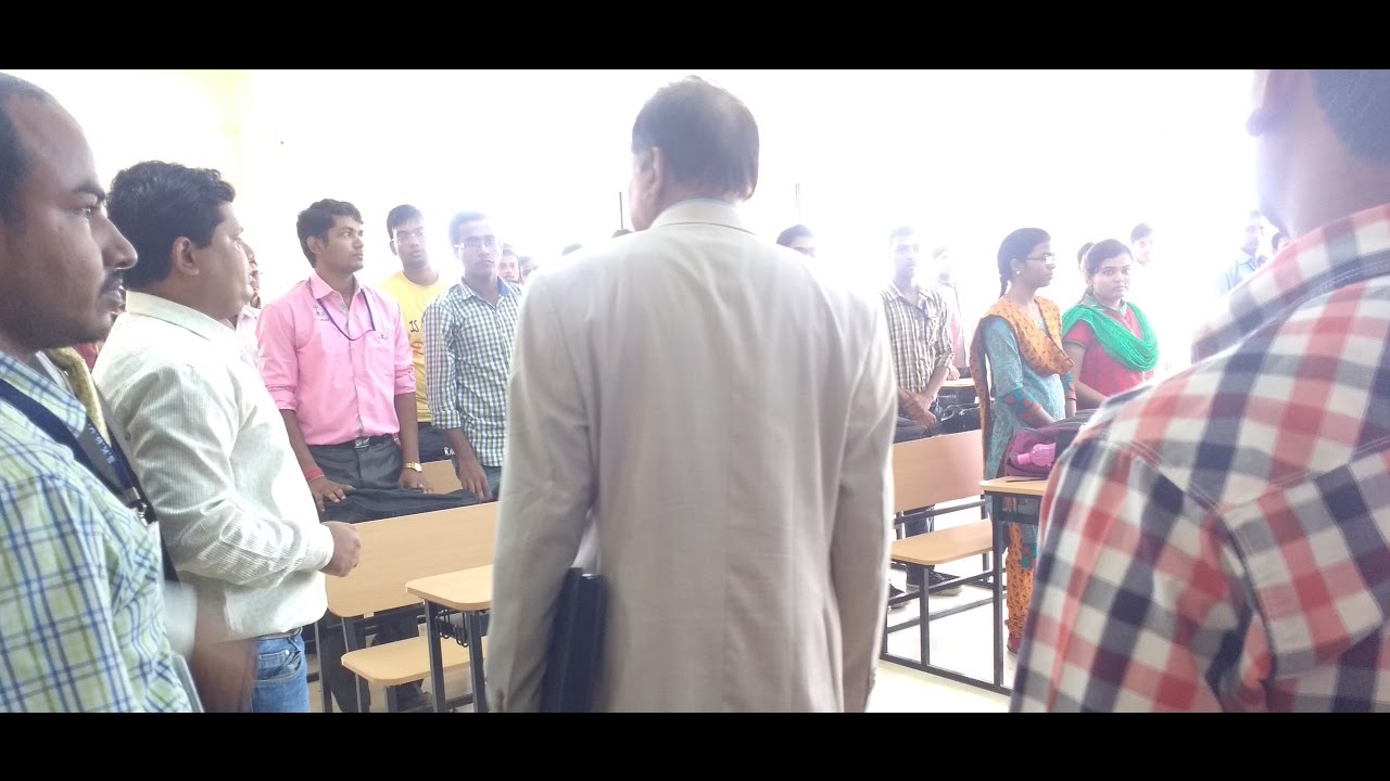 UGC Team members visit SKBU Physics Department