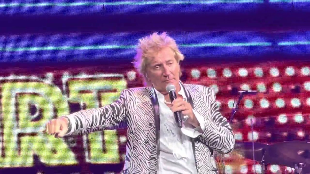 Rod Stewart Charlotte 2022 - Some Guys Have All The Luck