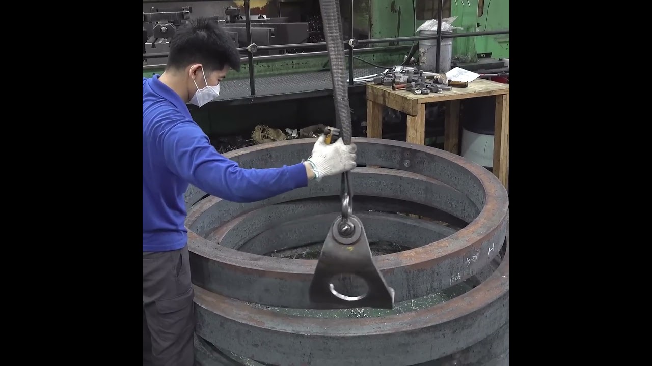 How 50-Ton Slewing Bearings Are Made&ndash; You Won&rsquo;t Believe the Size!