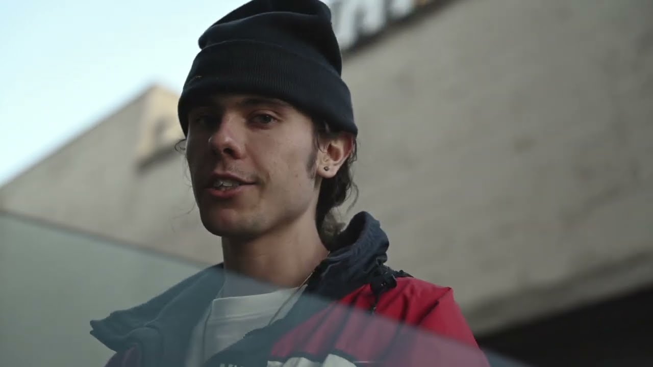 INSTANT CLASSIC (OFFICIAL MUSIC VIDEO)