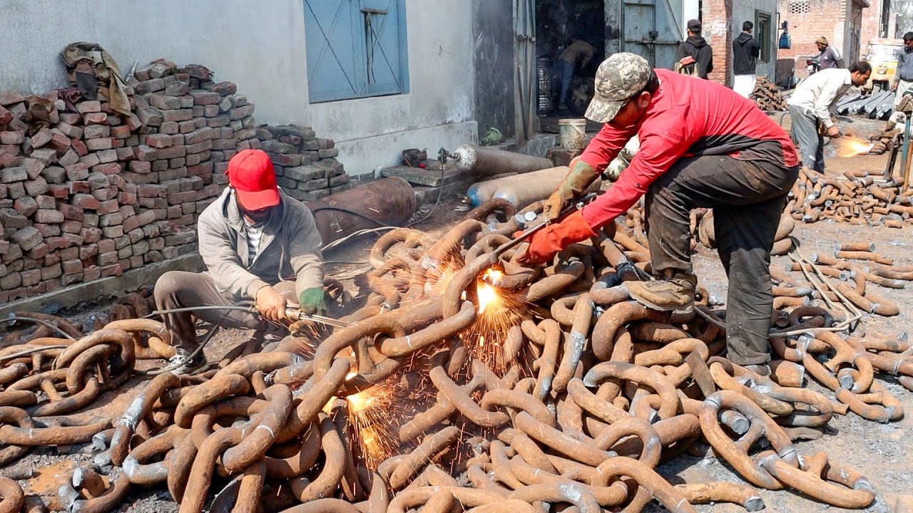 Process of Making Excavator Bucket Teeth from Ship Anchor Chain | Factory Mass Production