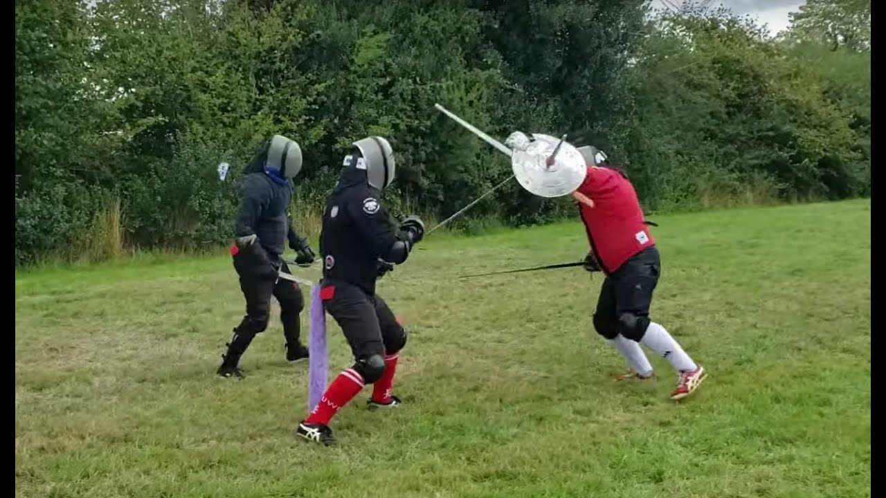 Lantern Shield vs Two Opponents - Jonathan & Jordan vs Nick