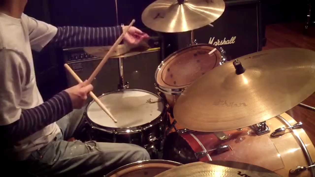 Easy Funk Groove ( Sounds like Break Beats ) - Drum Lesson #176