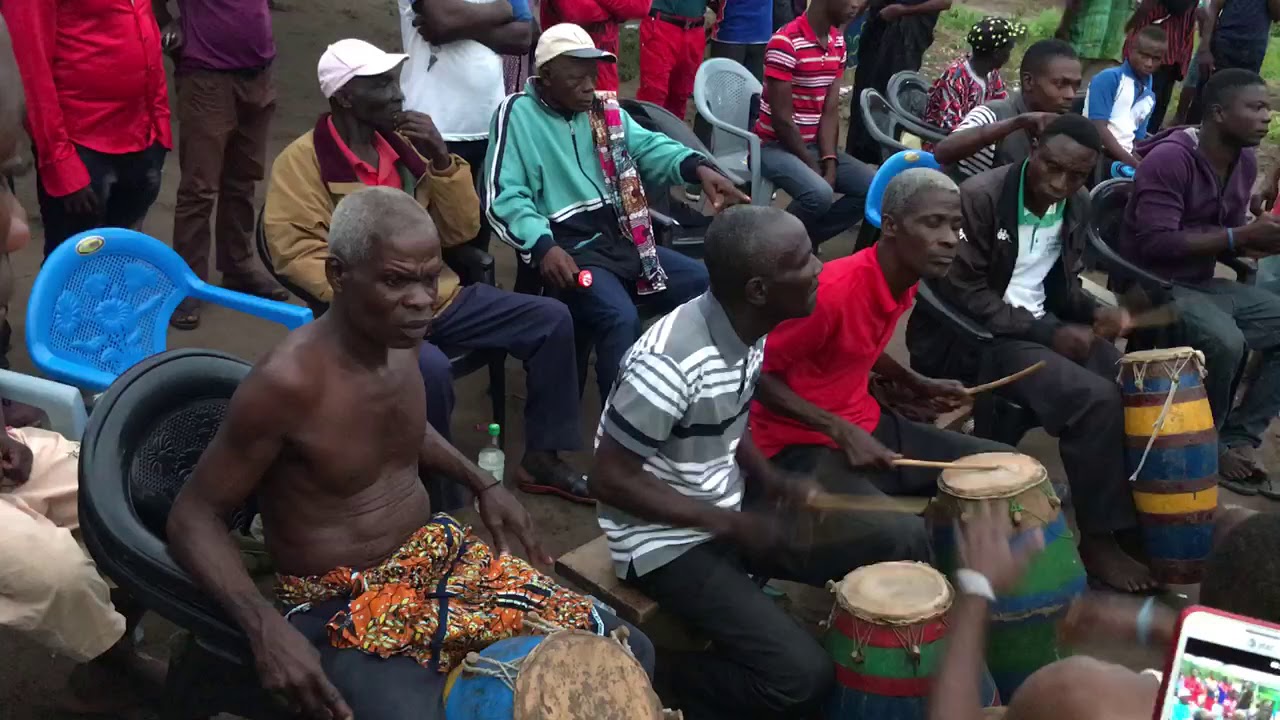 GADZO DRUMMING AND DANCING