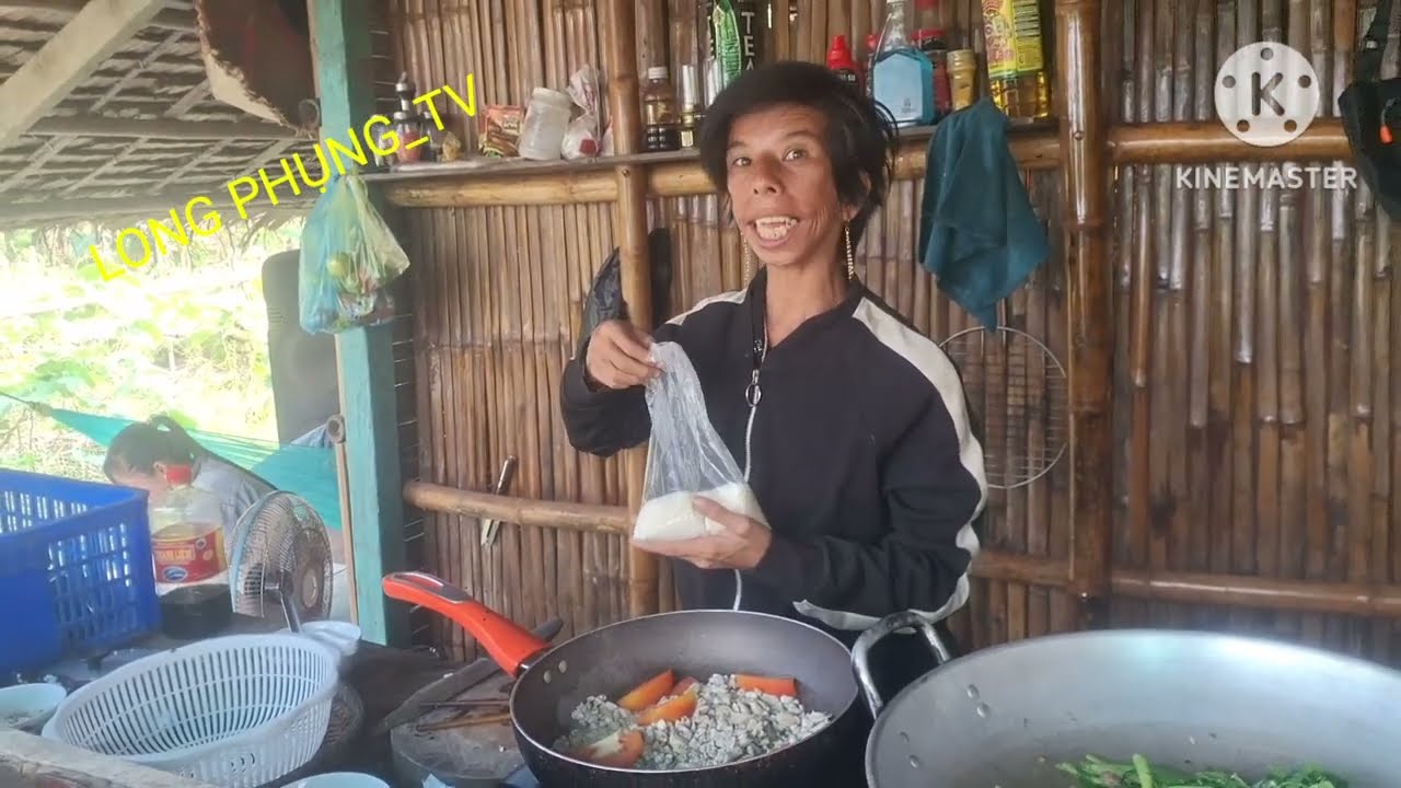 Bất ngờ long phụng đến nhà lý nhàn  sào thịt bò rao cần ống nhé mời cô chú anh chị vào xem ạ.