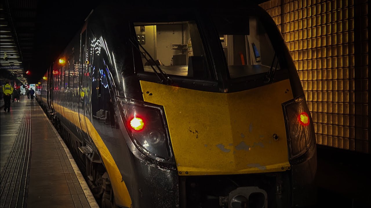 Grand Central Adelante rolls into Sunderland on its way to Ryhope (28/12/25)