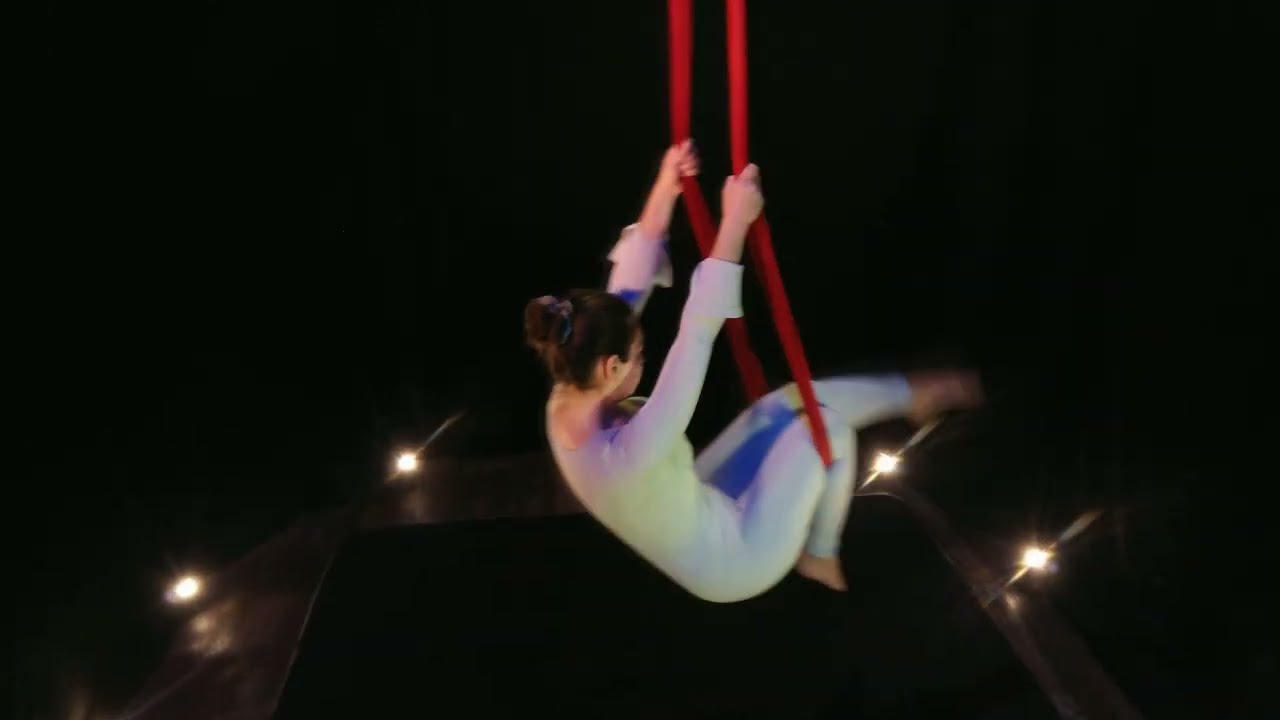 Earth Choreography - an Aerial Sling Short Story @Aerialight