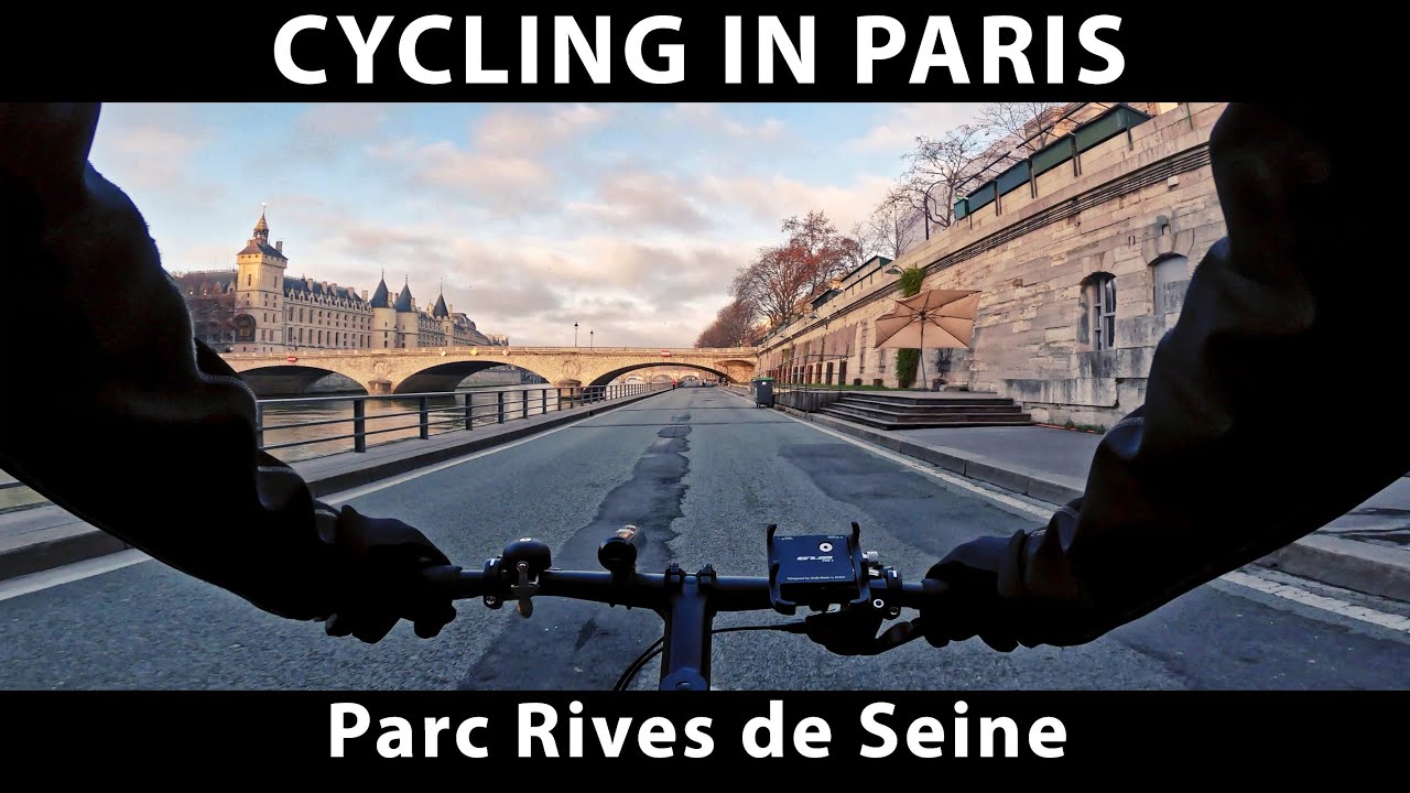 Cycling in Paris - Parc Rives de Seine