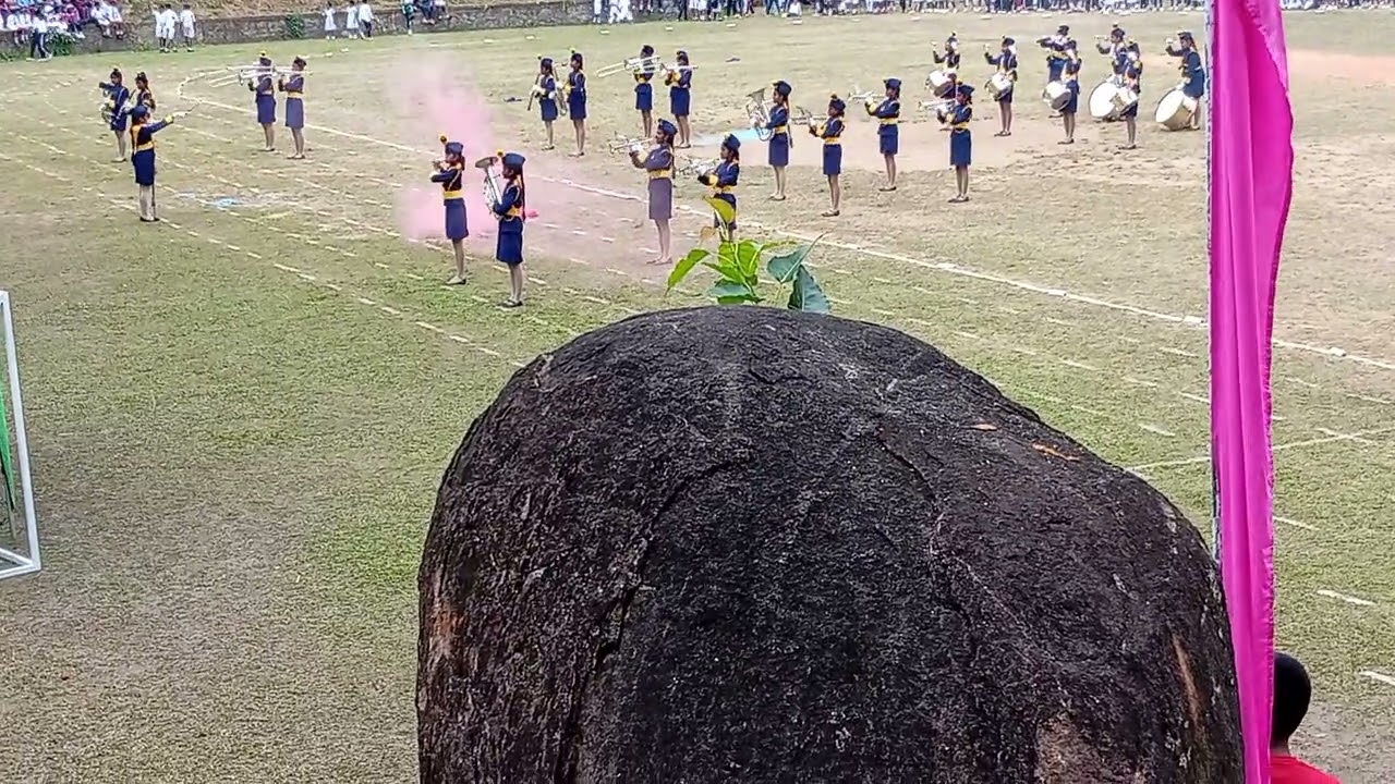  තුර්යවාදන කන්ඩය..  band disply
