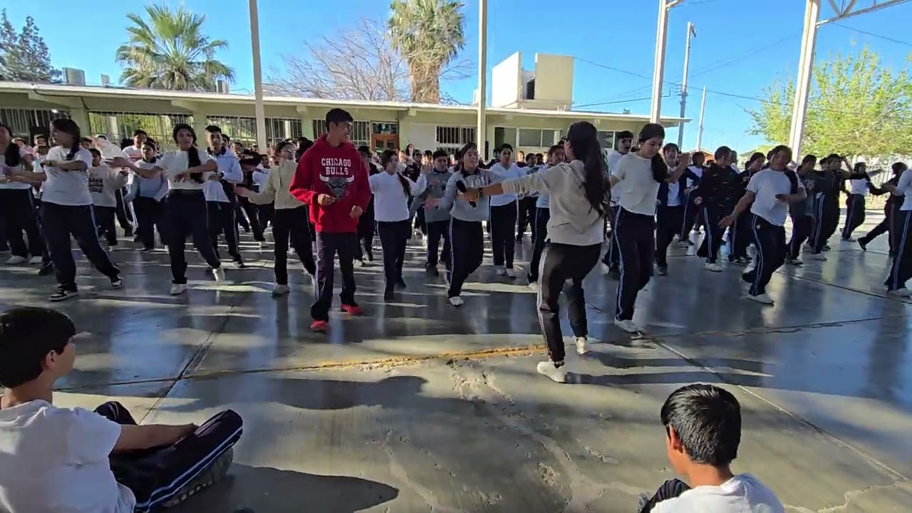 Activación física  con un rock&roll , como cierre de la jornada a la actividad  NO DISCRIMINACIÓN 🤍