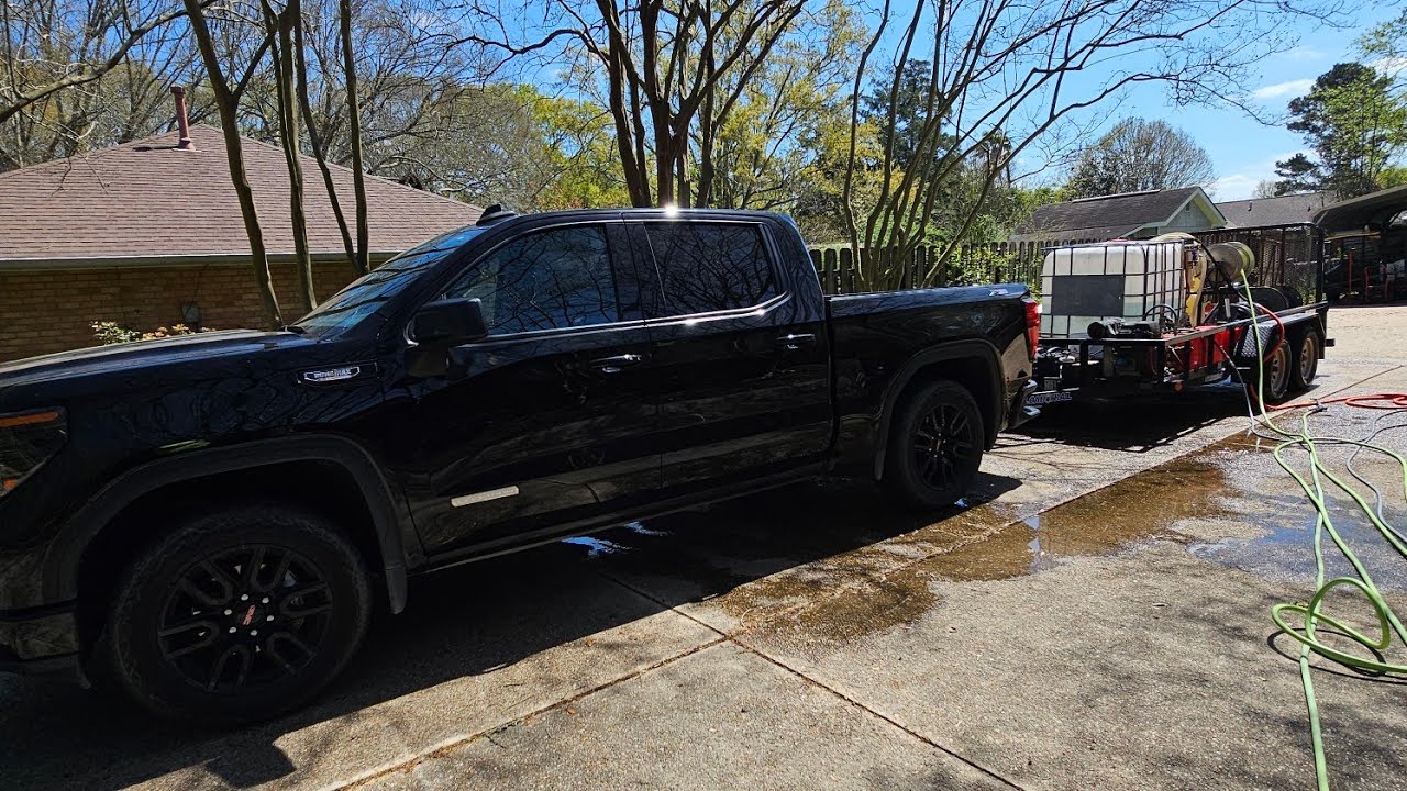 20,000 Gallons SH vs. 200 Gallons SH Experience Level in the Profession of Softwashing