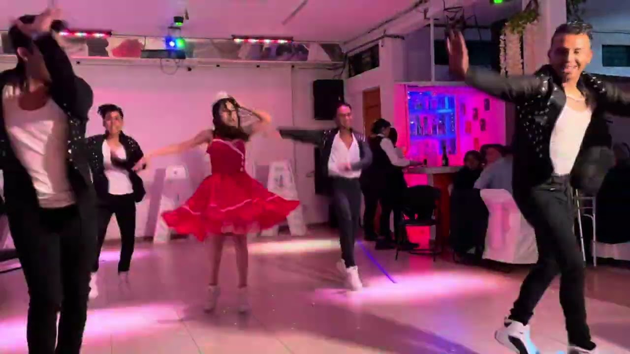 Mix rock and roll / Xv años Ana / agencia de eventos sociales URBANSTEP 