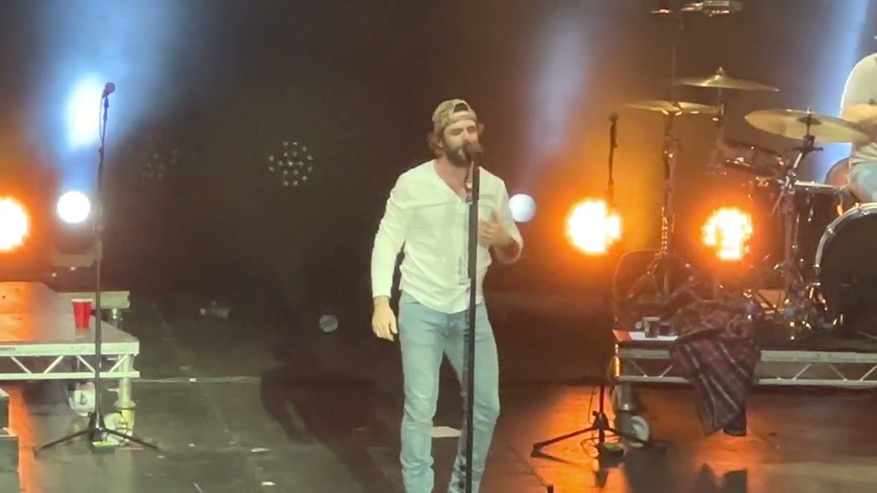 Thomas Rhett - She had me at heads Carolina - C2C - Dublin Ireland 2023