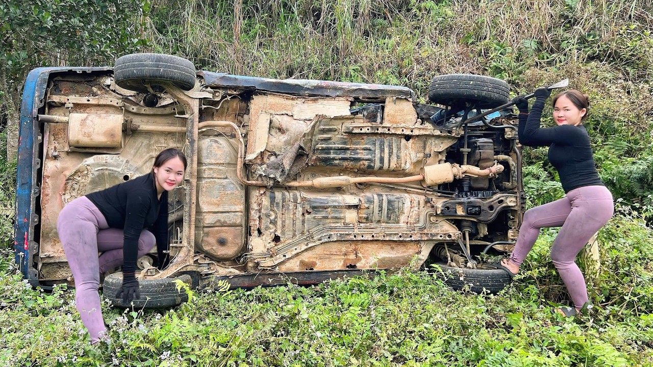 The genius girl ,repairs and restores old car that have been broken for a long time.