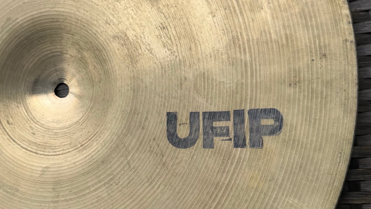 Vintage UFIP Ritmo 18” Crash Ride Cymbal