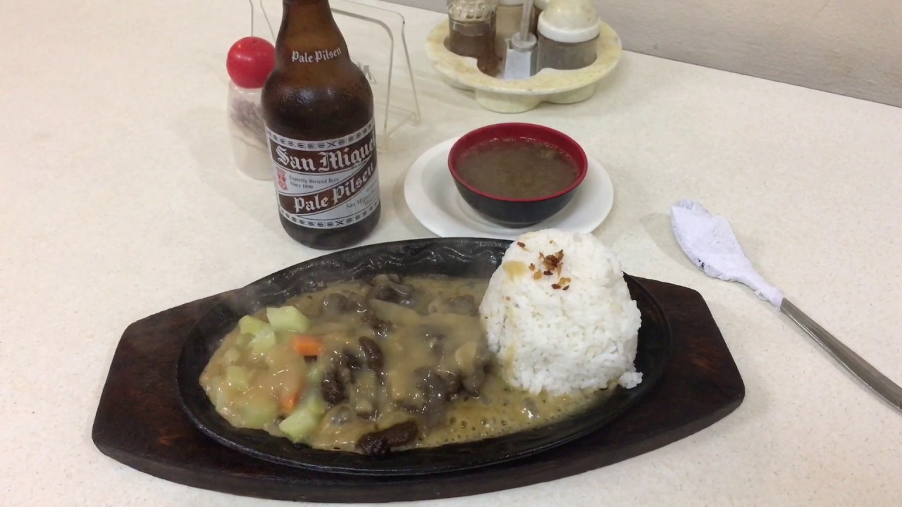フィリピン マニラ エルミタ LAカフェ 向かい側のレストラン ビーフタパ 69ペソ ビール 40ペソ