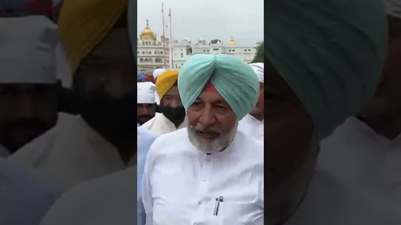 #Punjab BJP President Sunil Jakhar paid obeisance at the golden temple.#newsupdate #latestpunjabnews