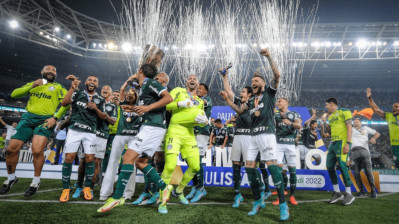 VEJA A GRANDE FESTA DE CAMPEÃO DO PALMEIRAS DEPOIS DO APITO FINAL!