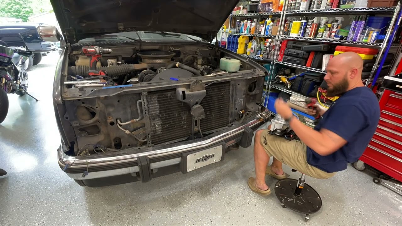 Chevy C/K 1500 Headlight Upgrade. Dieselleds LumX Bulbs!