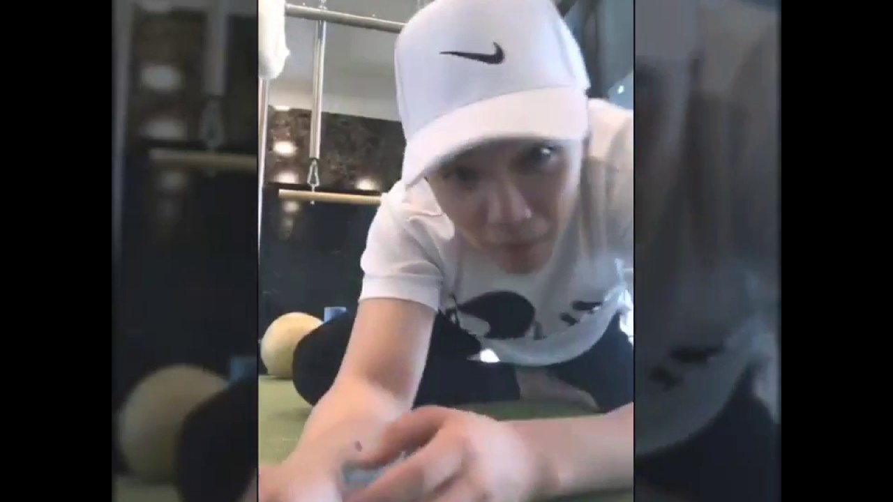 FTISLAND Lee Hongki IG Live - Pilates - 19 Apr 2017