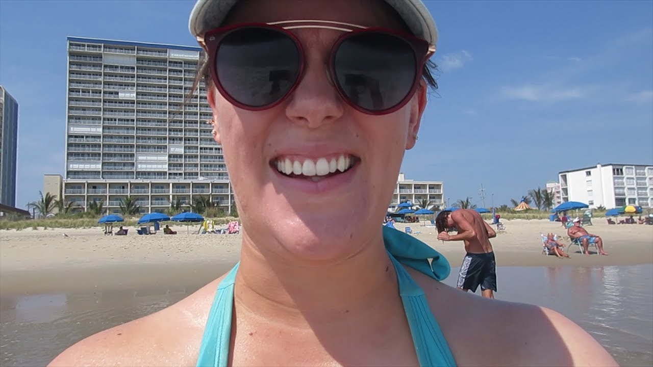 OCMD Vacation Vlog 🦀 DAY 4: I'M TAN, Phillip's Crab House, Dumser's