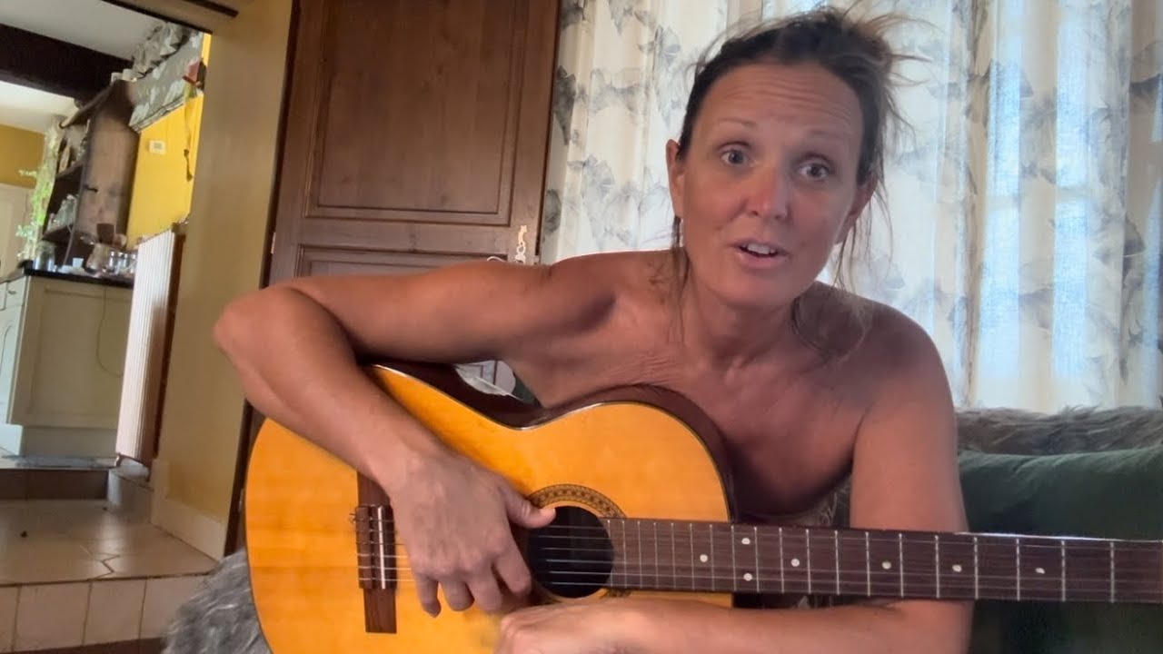 Naked truth! Can I learn French through music? #music #guitar #french #learning #funny #new #viral 