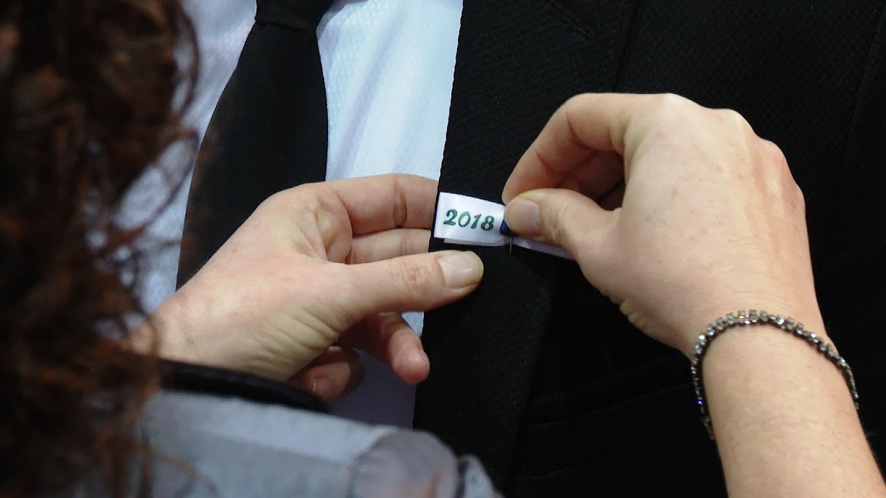 Szalagavató a Kecskeméti Református Gimnáziumban