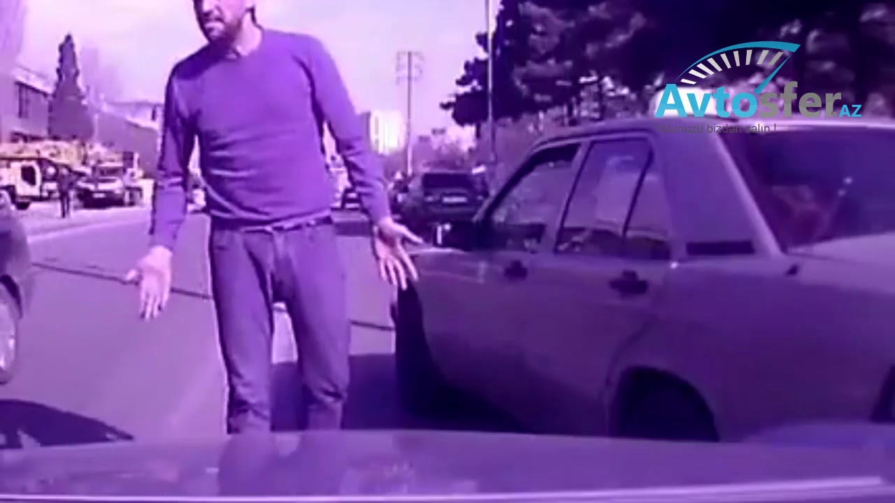 İki sürücünün davasi: Maşında qadın var sür dalımca