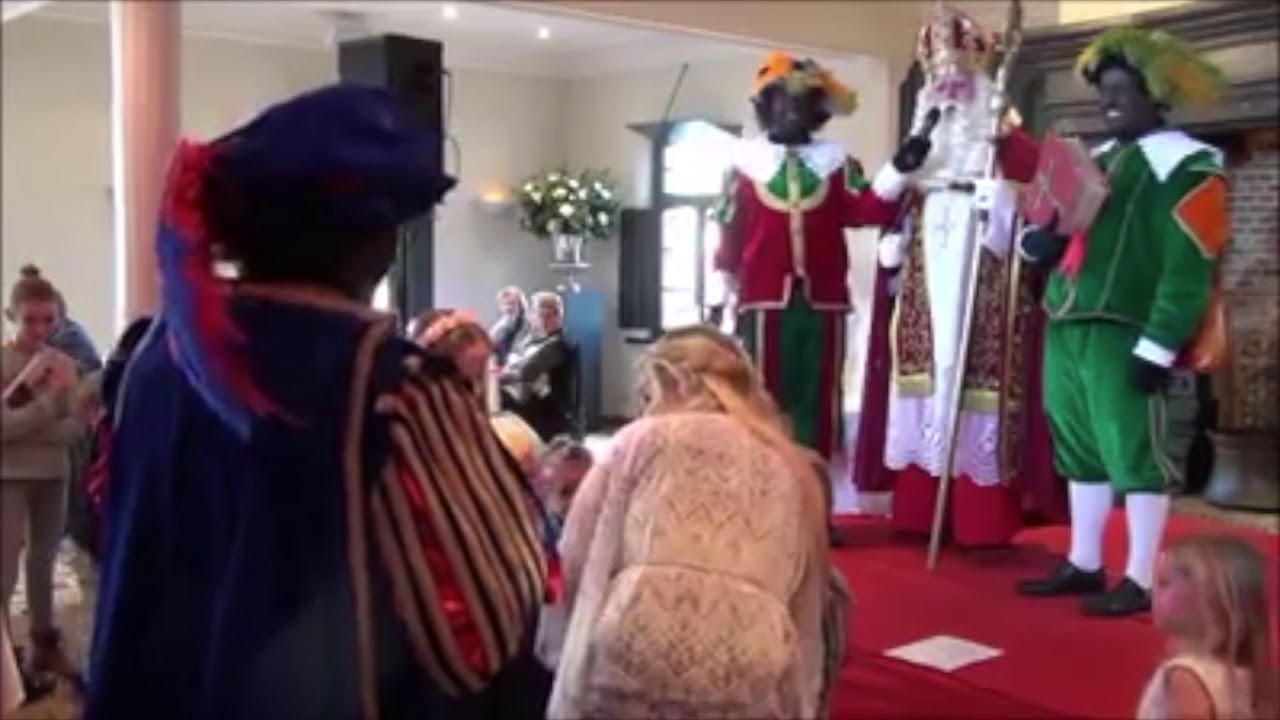 Sinterklaas met Pietje Paniek, Hoofdpiet en Foppiet op bezoek bij Kathleen Aerts