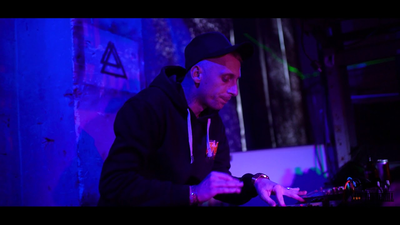 Save The Thrill  [SONDEREDITION] presents ZAHNI *LIVE* (Zahni Musix) @ Alte Technik Ollendorf