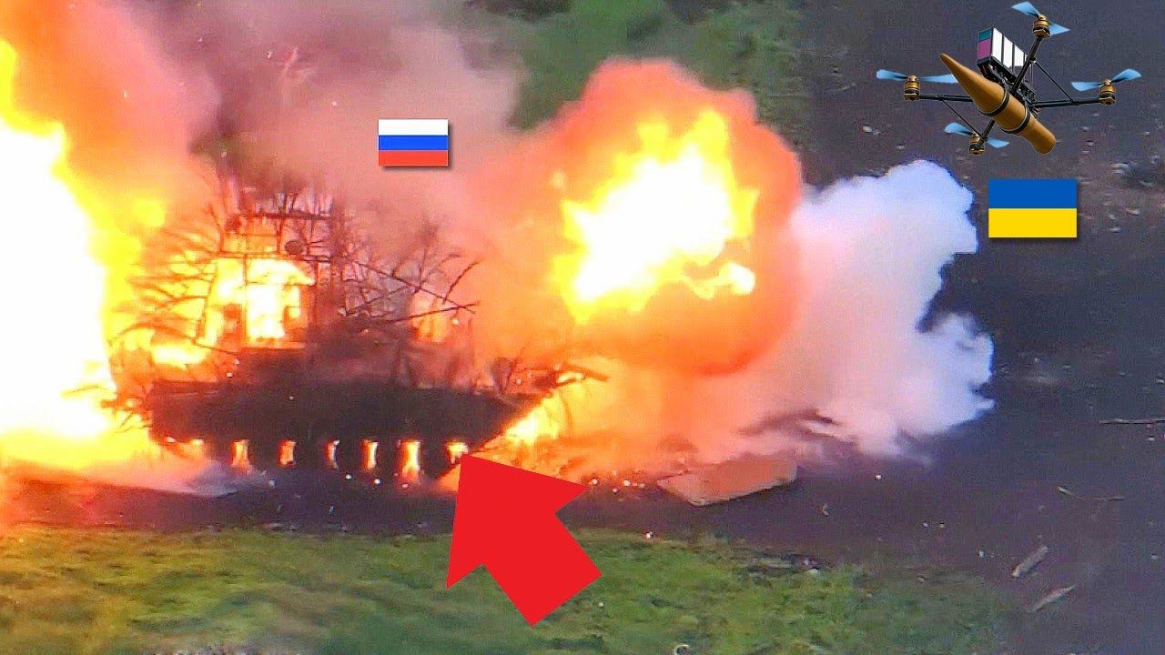 Ukraine Turns Russian Convoy Into Scrap Metal | Military Knowledge