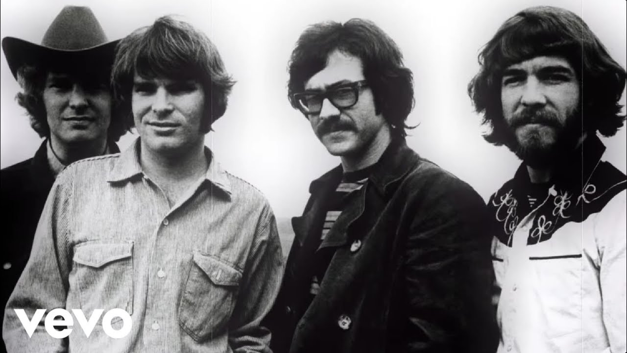 Creedence Clearwater Revival - Proud Mary (Lyric Video)