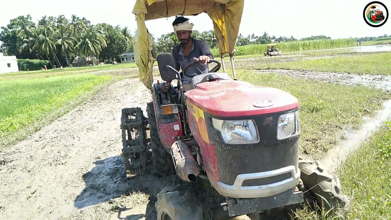 Mini Tractor 🚜 Mahindra jivo 245 di tractor mud performance with case wheel. #Mahindra #tractor