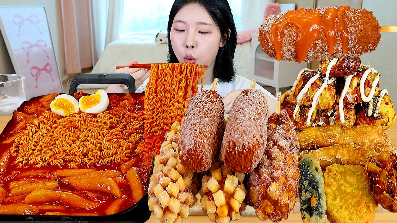 ASMR MUKBANG | Острое токпокки с раменом, цельный моцарелла корн-дог, такояки