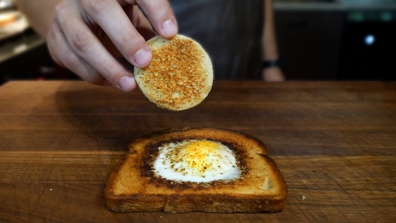 Egg in a Basket &ndash; The Breakfast You Forgot Was THIS Good