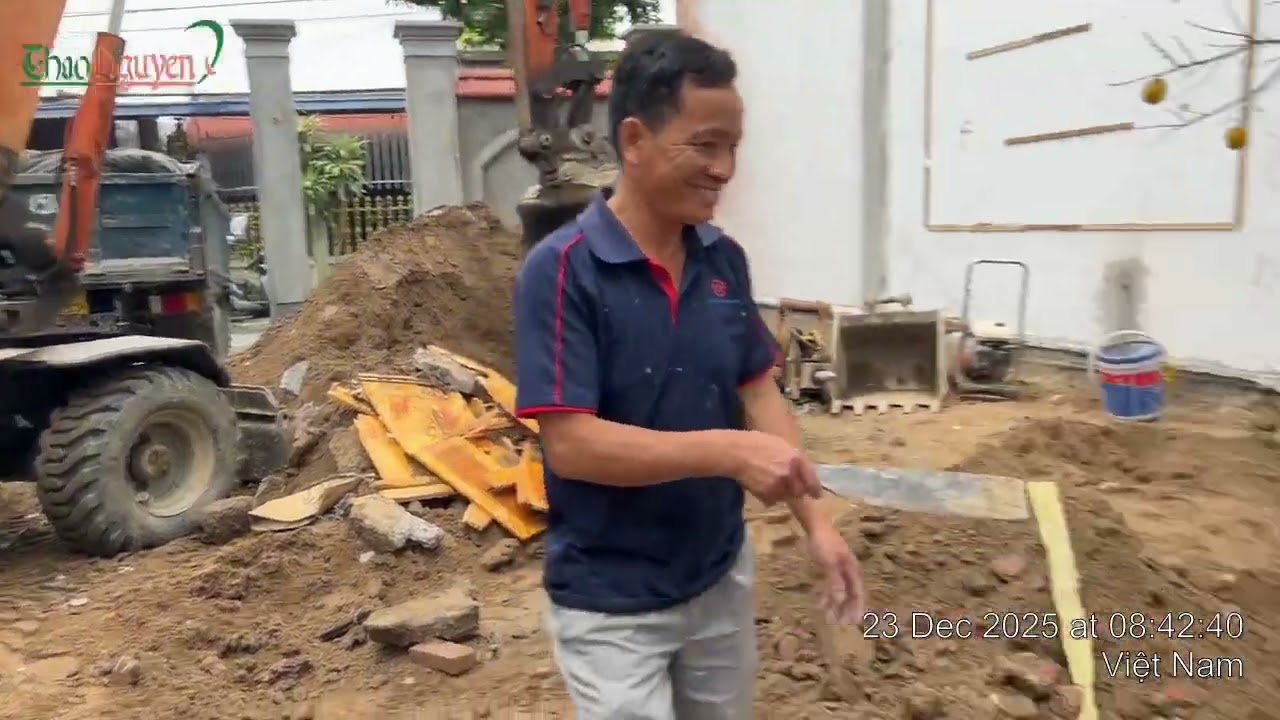 ĐỔ ĐẤT TRỒNG HAI CÂY HỒNG KHẾ MỘC HƯƠNG NGÀY 23/12/2025