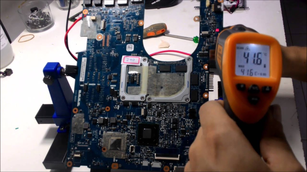 Reparo Dell Inspiron 7520 que não liga.Curto na  placa LA-8241p