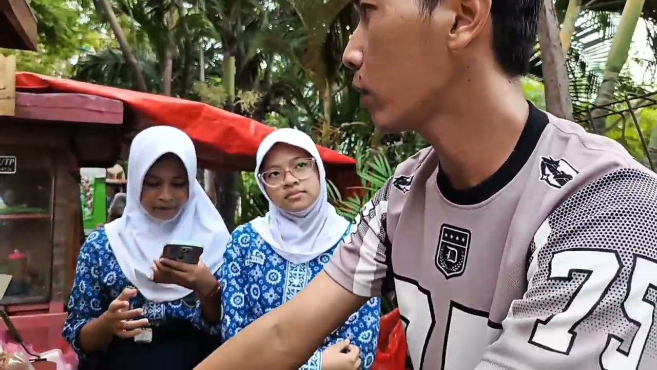 Tugas wawancara (Bahasa Indonesia) Airin junianty dan Najwa nawalia kelas 7c 
