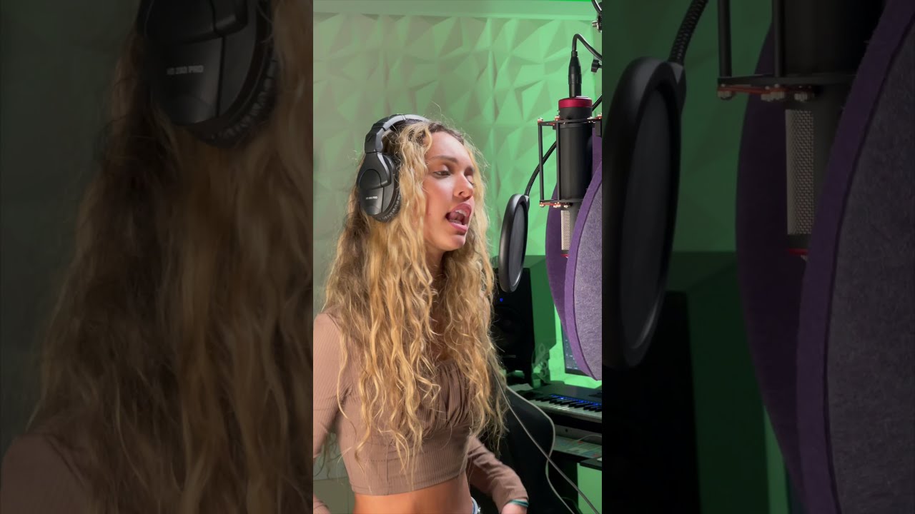 Daniela Avanzini Sings &ldquo;Telepat&iacute;a&rdquo; | Early Pop Artist Journey Before Dream Academy