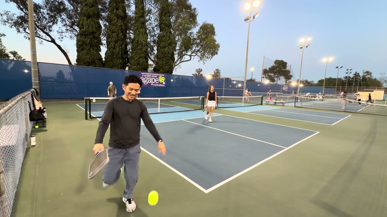 Thao & Lien vs Trevor & Hai